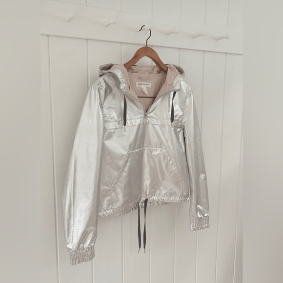 H&M Coachella Official Collection Silver Metallic Rain Jacket Hooded Quarter Zip - Picture 2 of 13